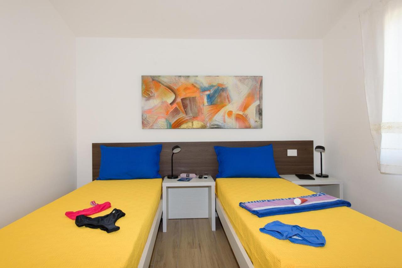 Apartamento Loft Lungomare Vista Mare E Monti Àrbatax Exterior foto