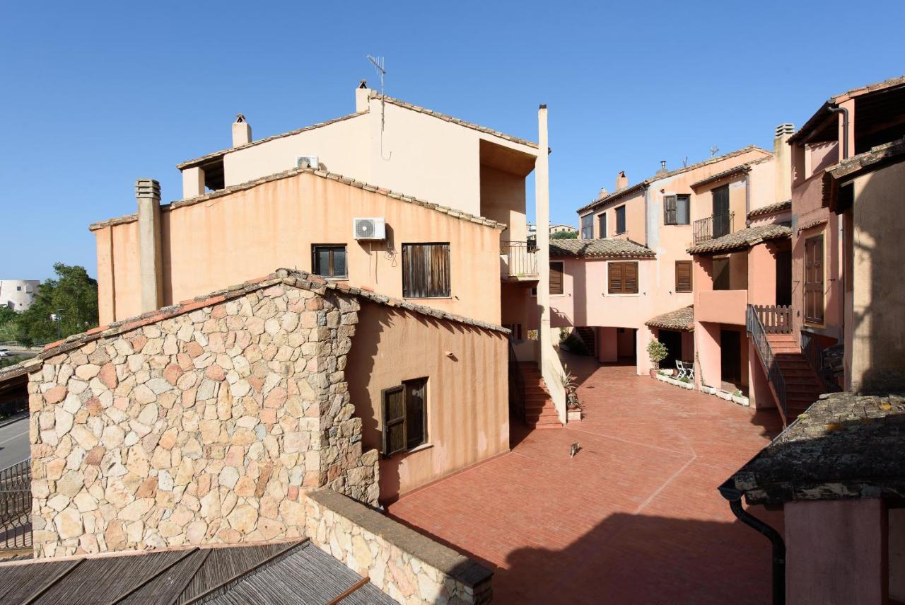 Apartamento Loft Lungomare Vista Mare E Monti Àrbatax Exterior foto